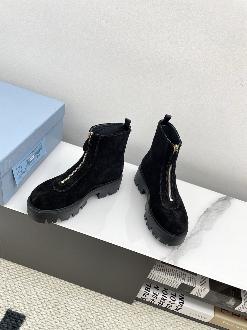 Pra*a boots
